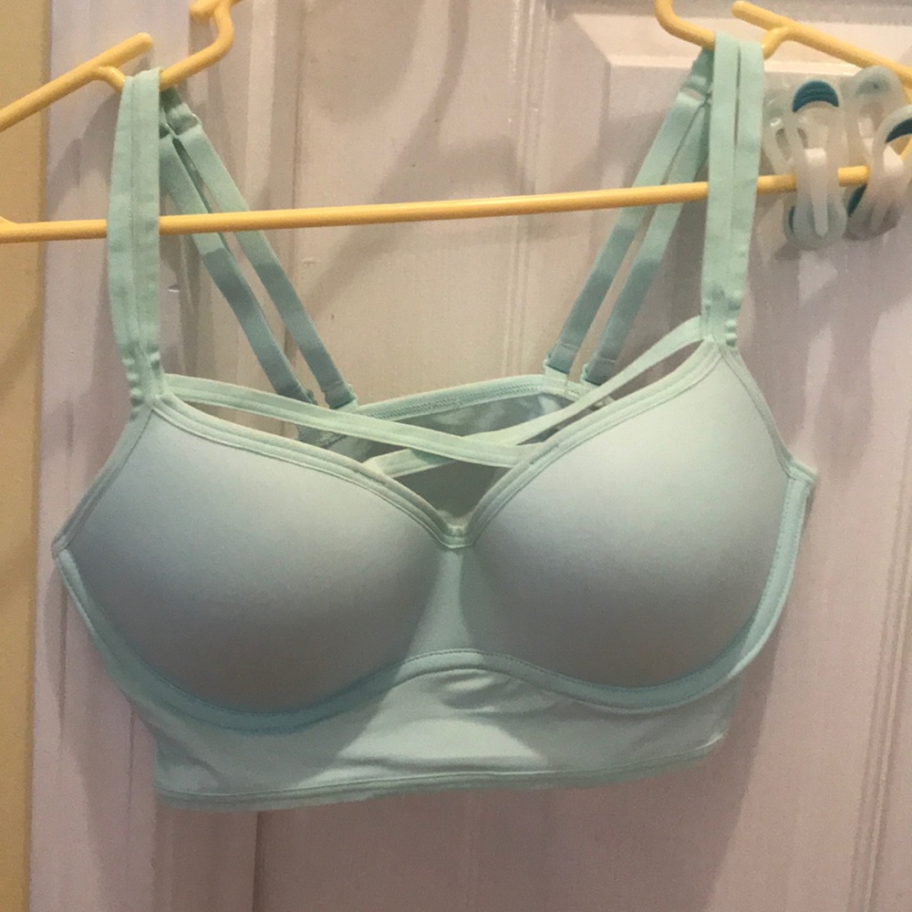 Victoria’s Secret PINK sports bra